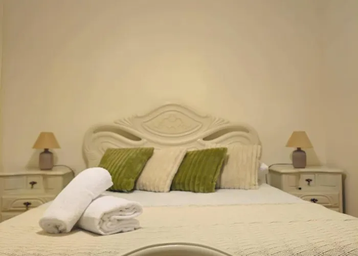 アパート Santa Maria Goldcrest House ヴィラ・ド・ポルト