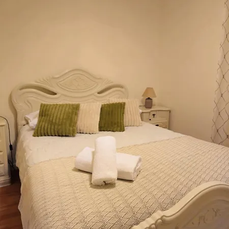 아파트 Santa Maria Goldcrest House *